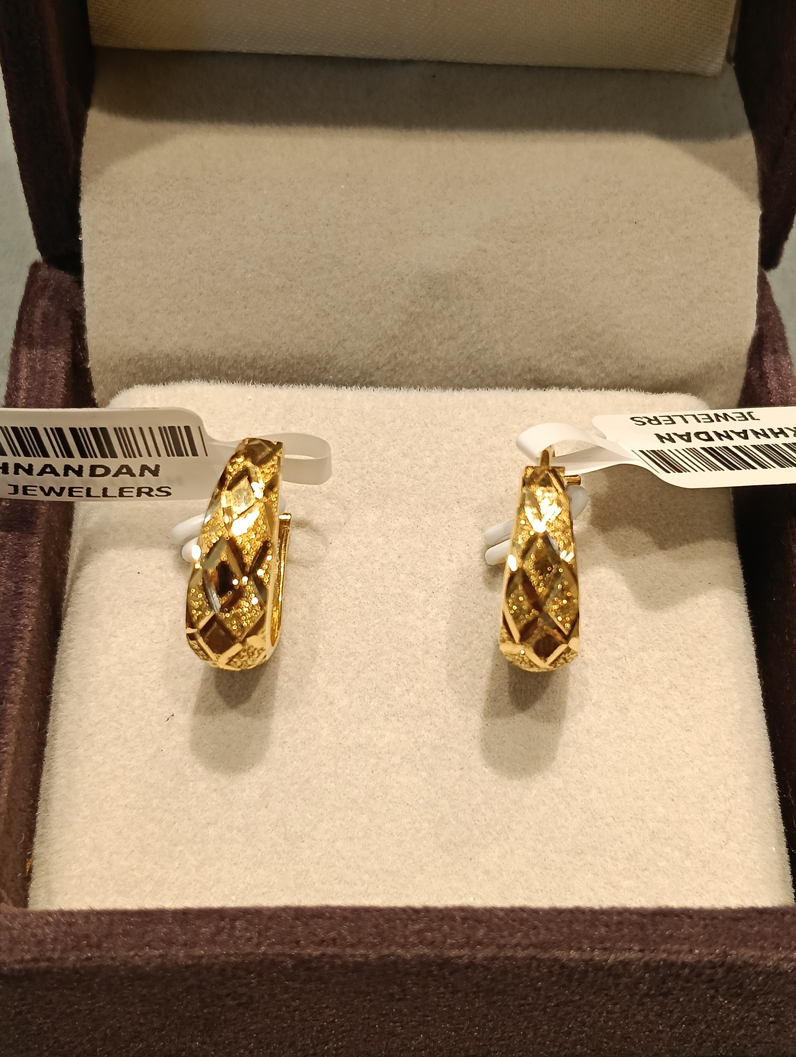 Ear rings