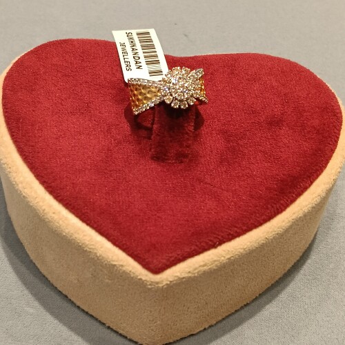 Diamond Ladies rings