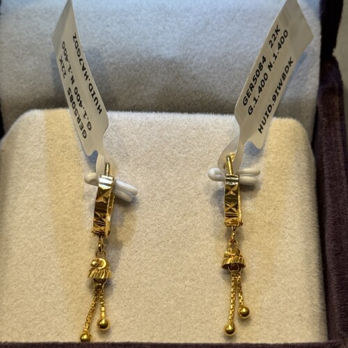 Ear rings