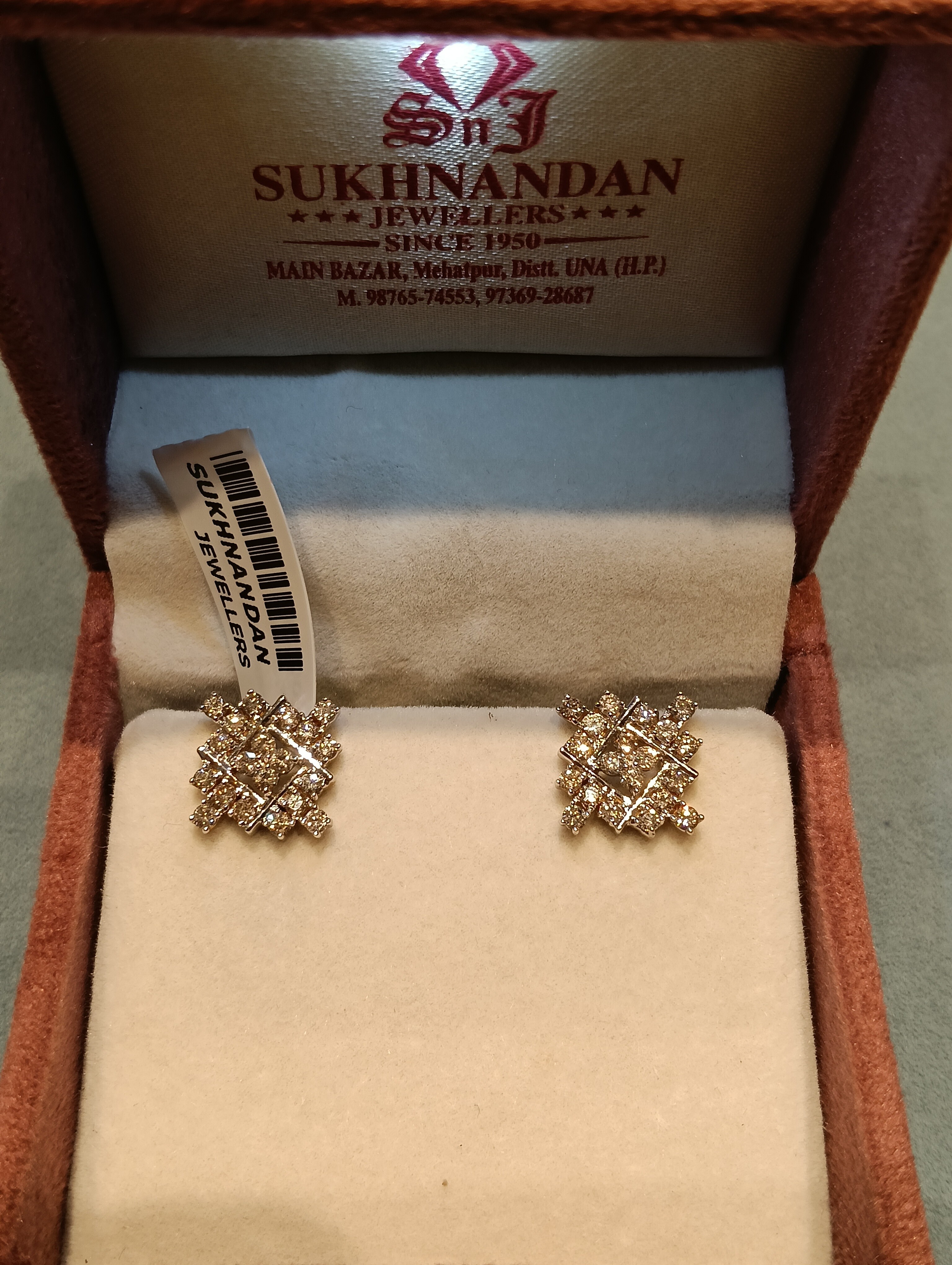 Diamond Tops