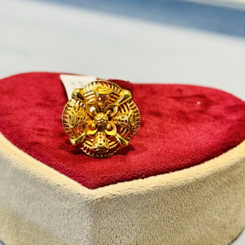 Ladies Rings