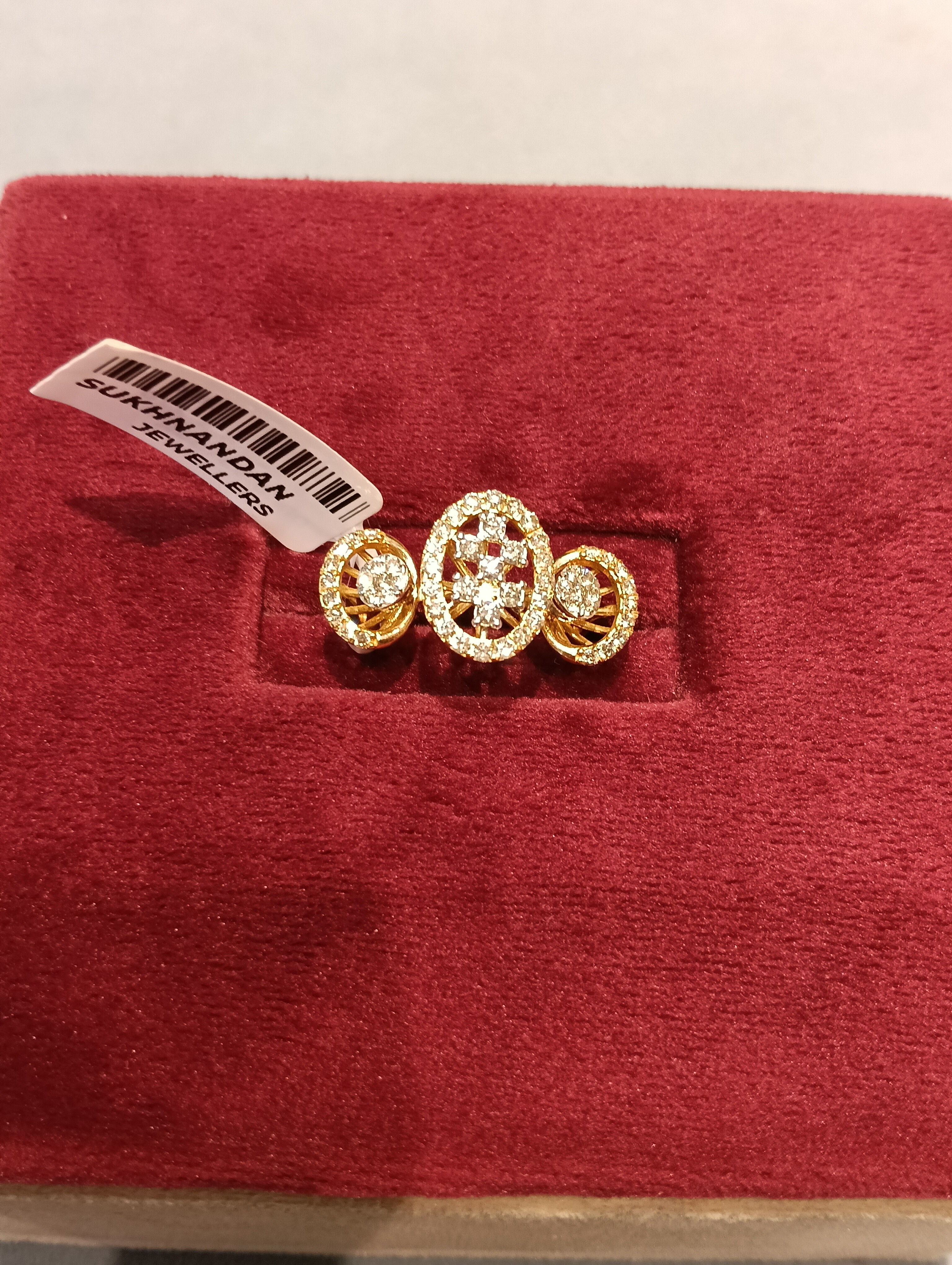 Diamond Ladies rings
