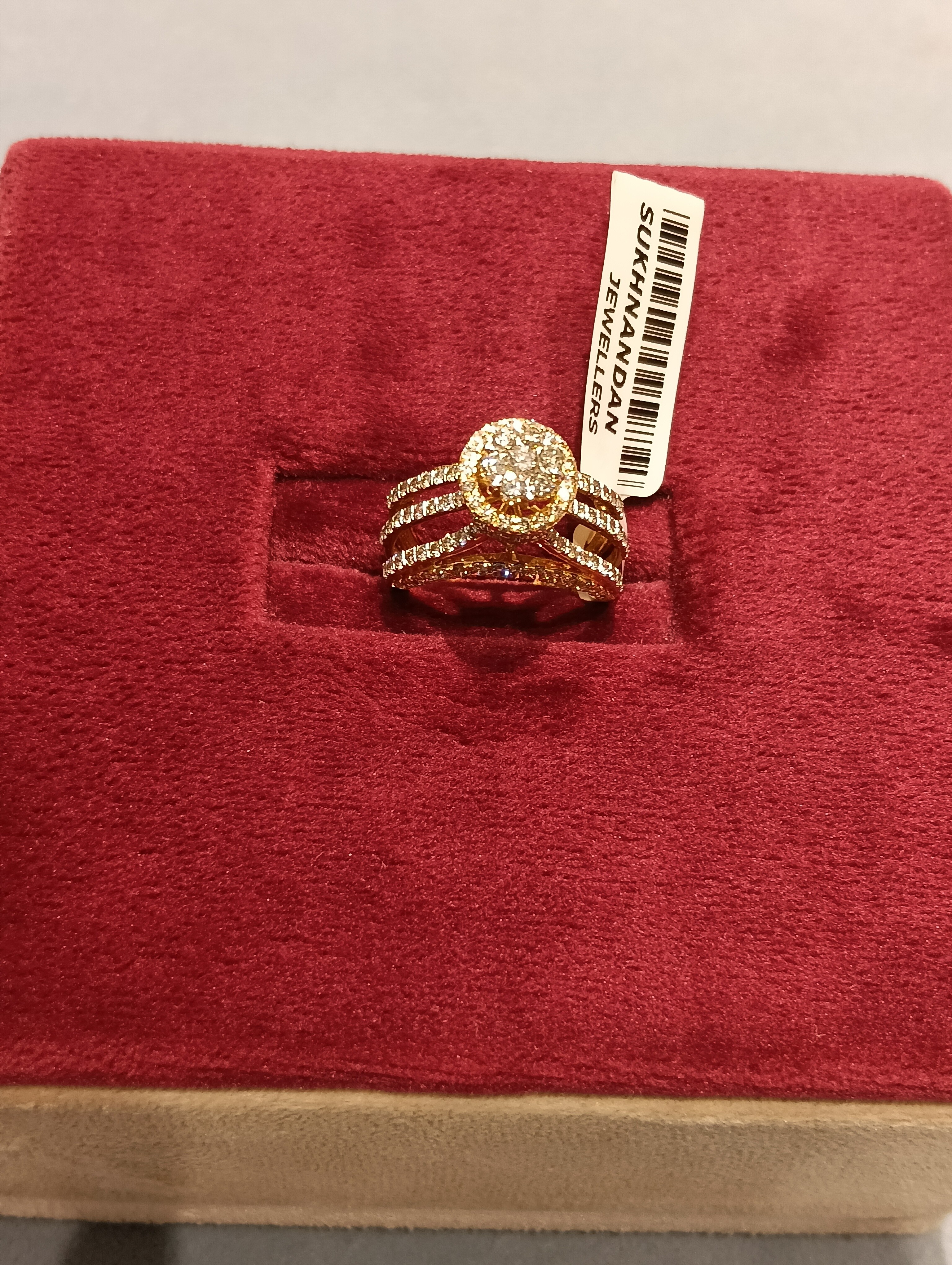 Diamond Ladies rings