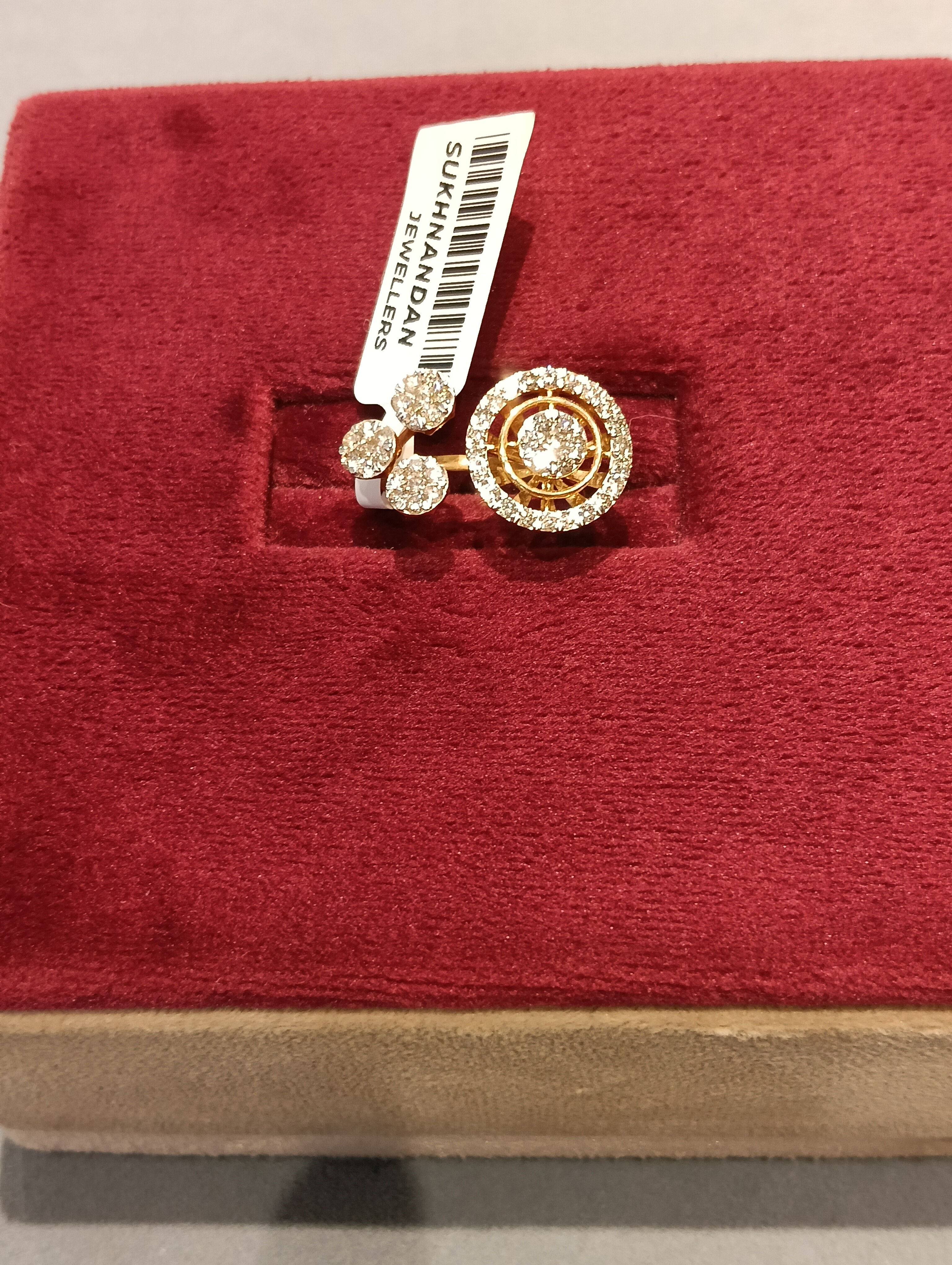 Diamond Ladies rings