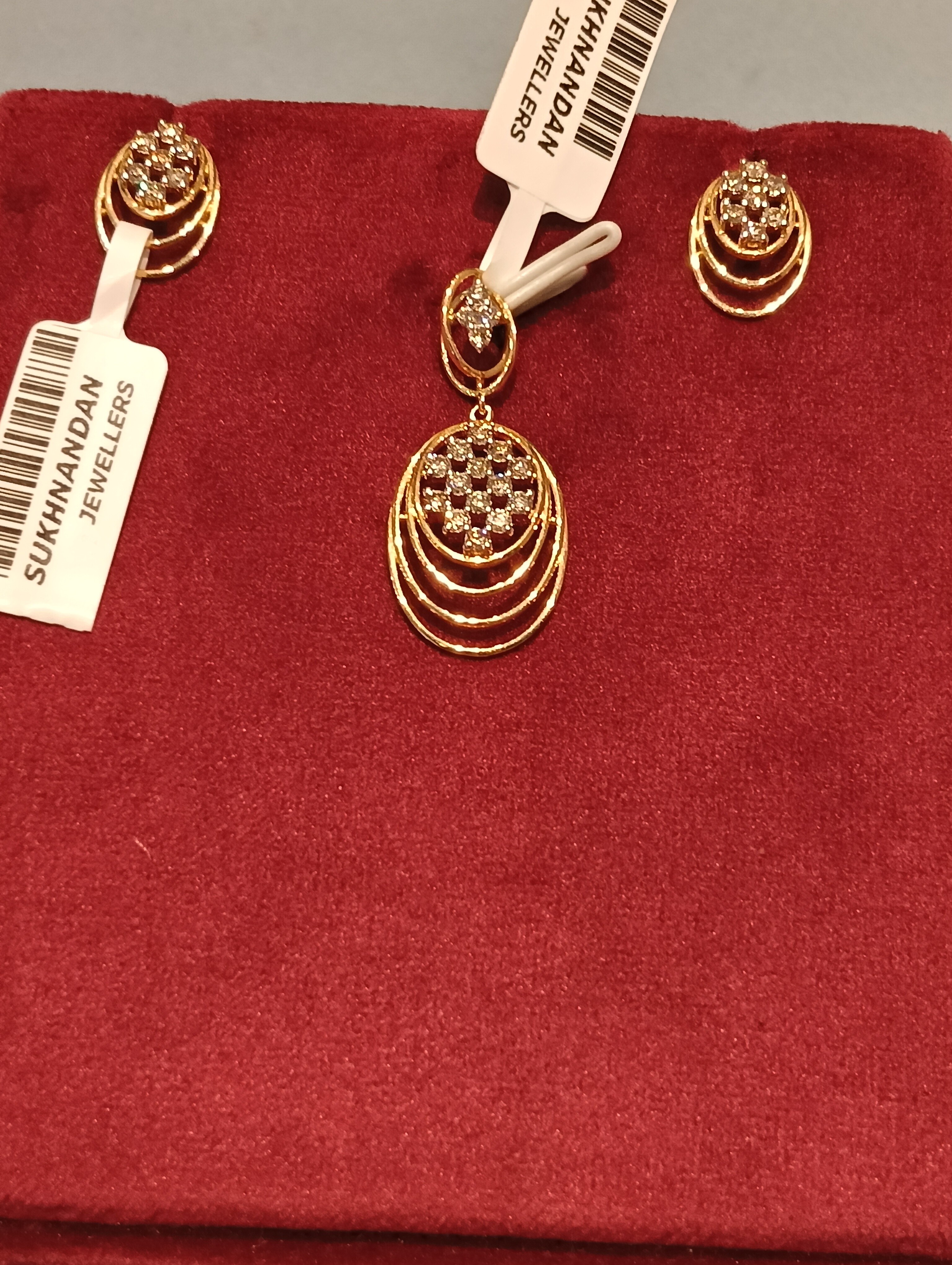 Diamond Pendant sets