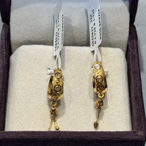 Ear rings