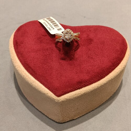 Diamond Ladies rings