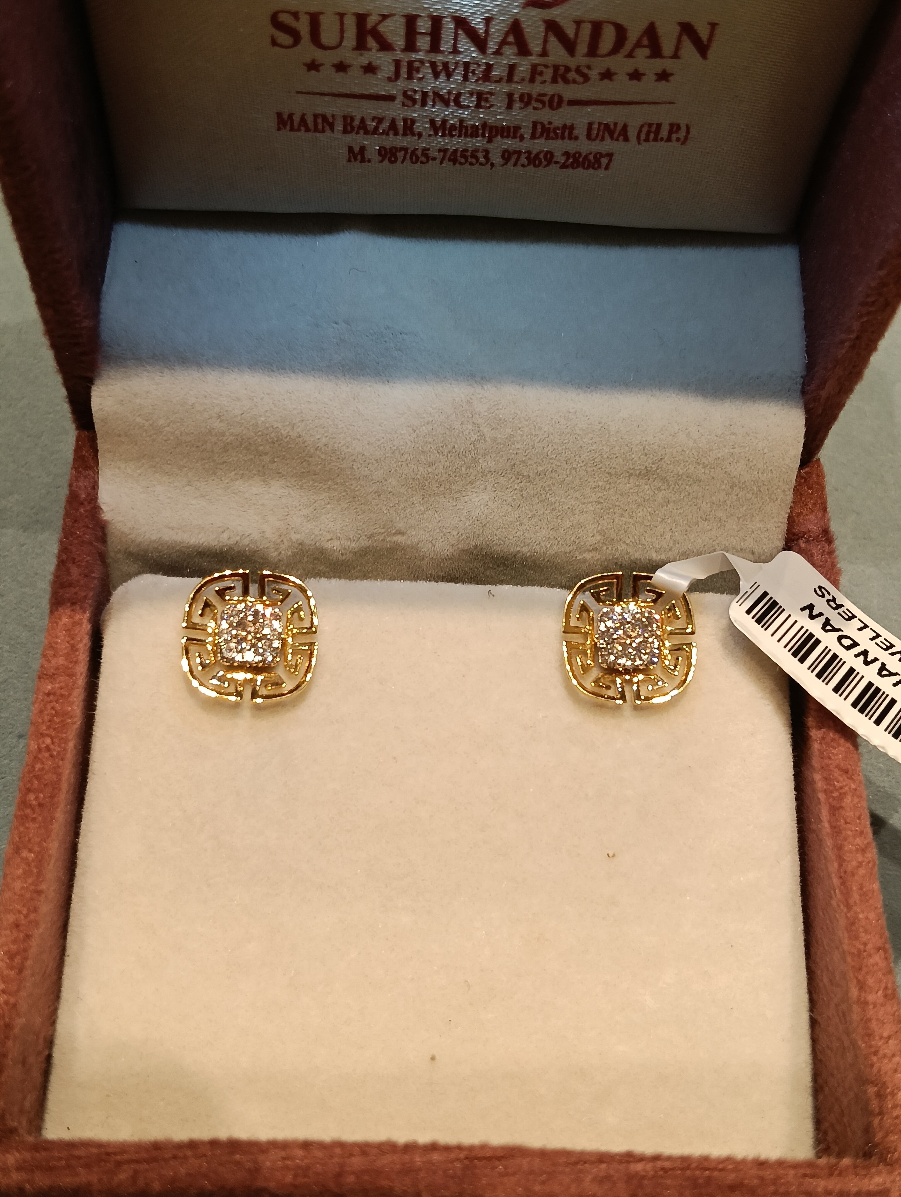 Diamond Tops