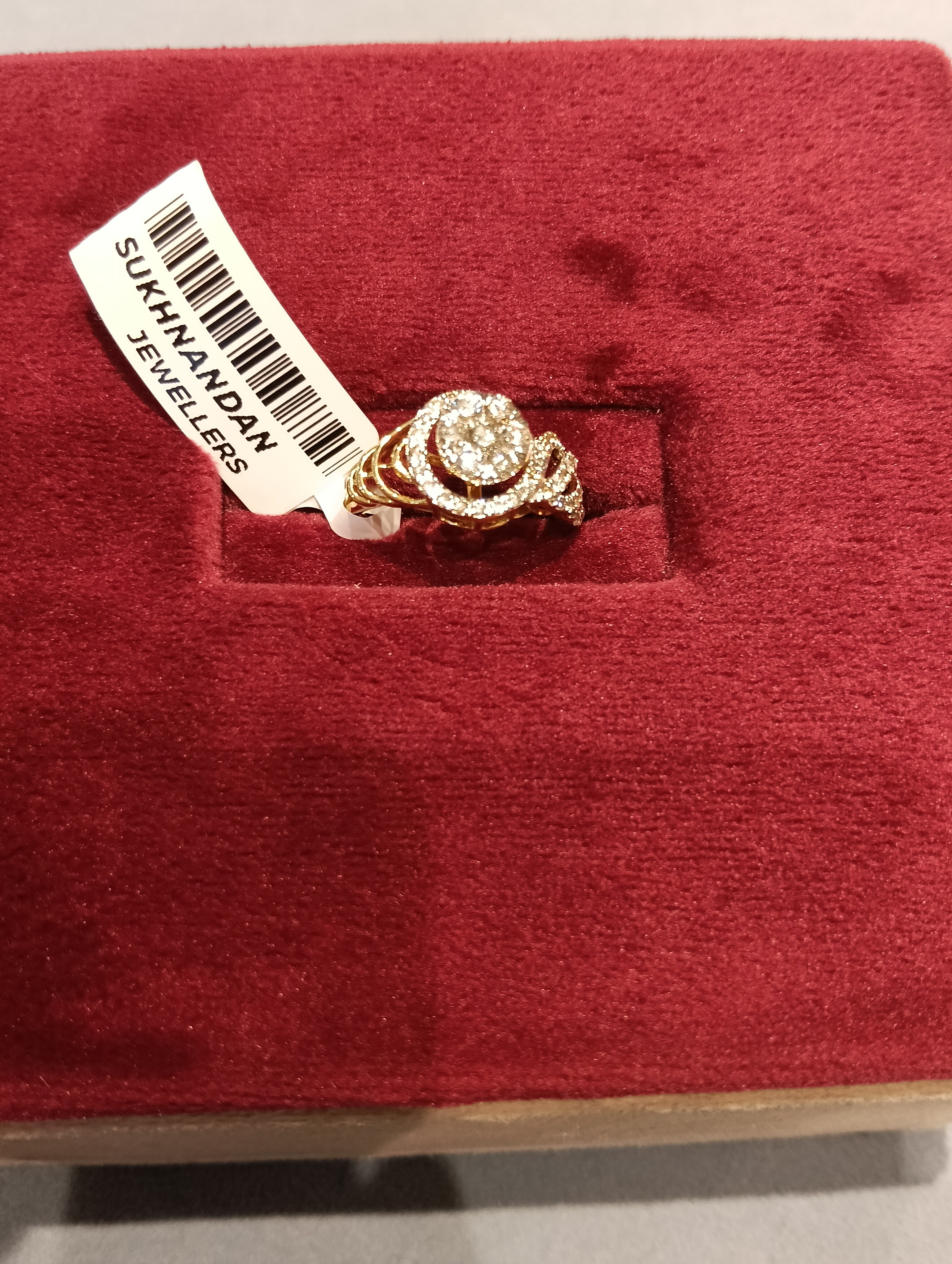 Diamond Ladies rings