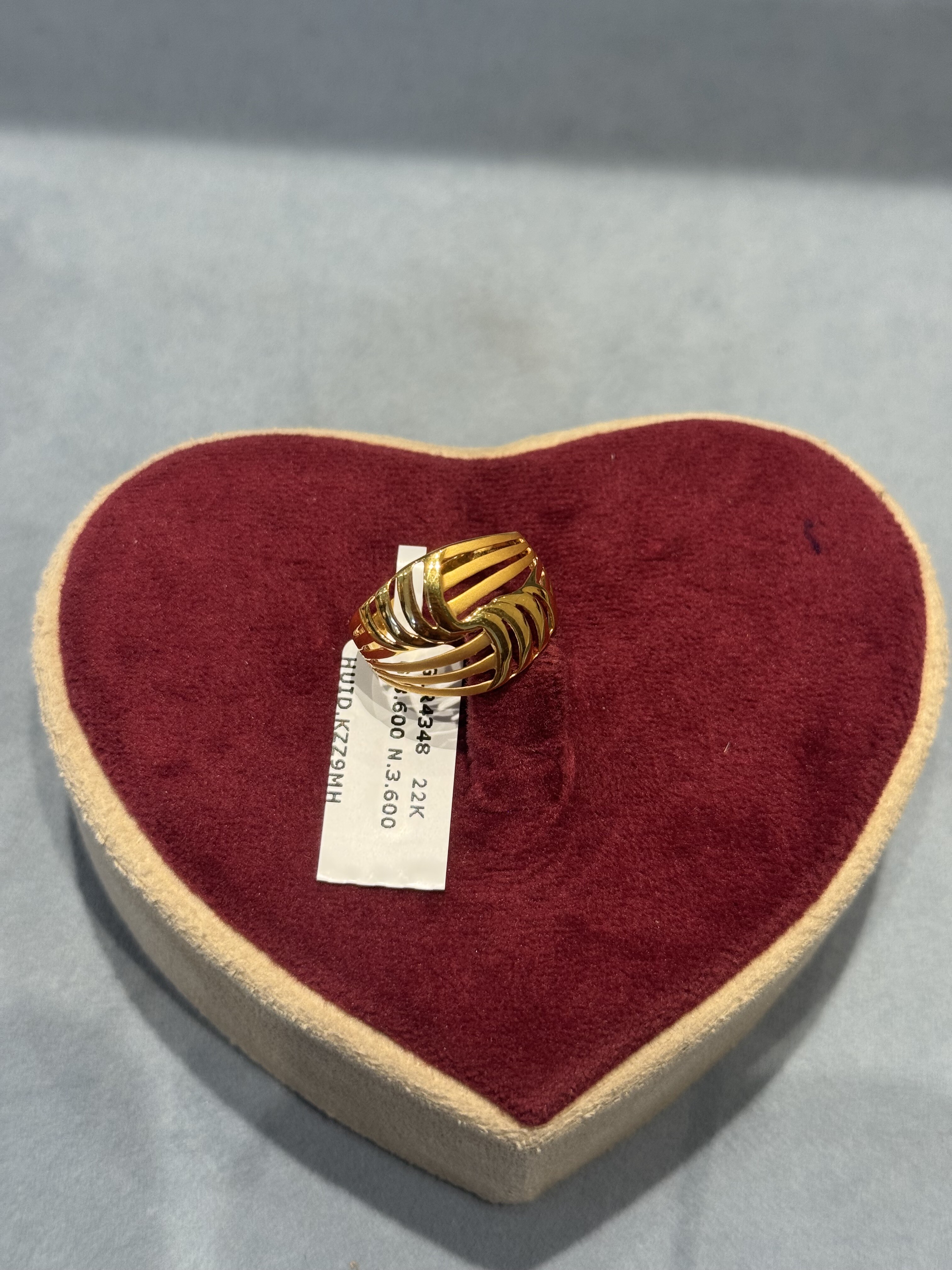 Ladies Rings