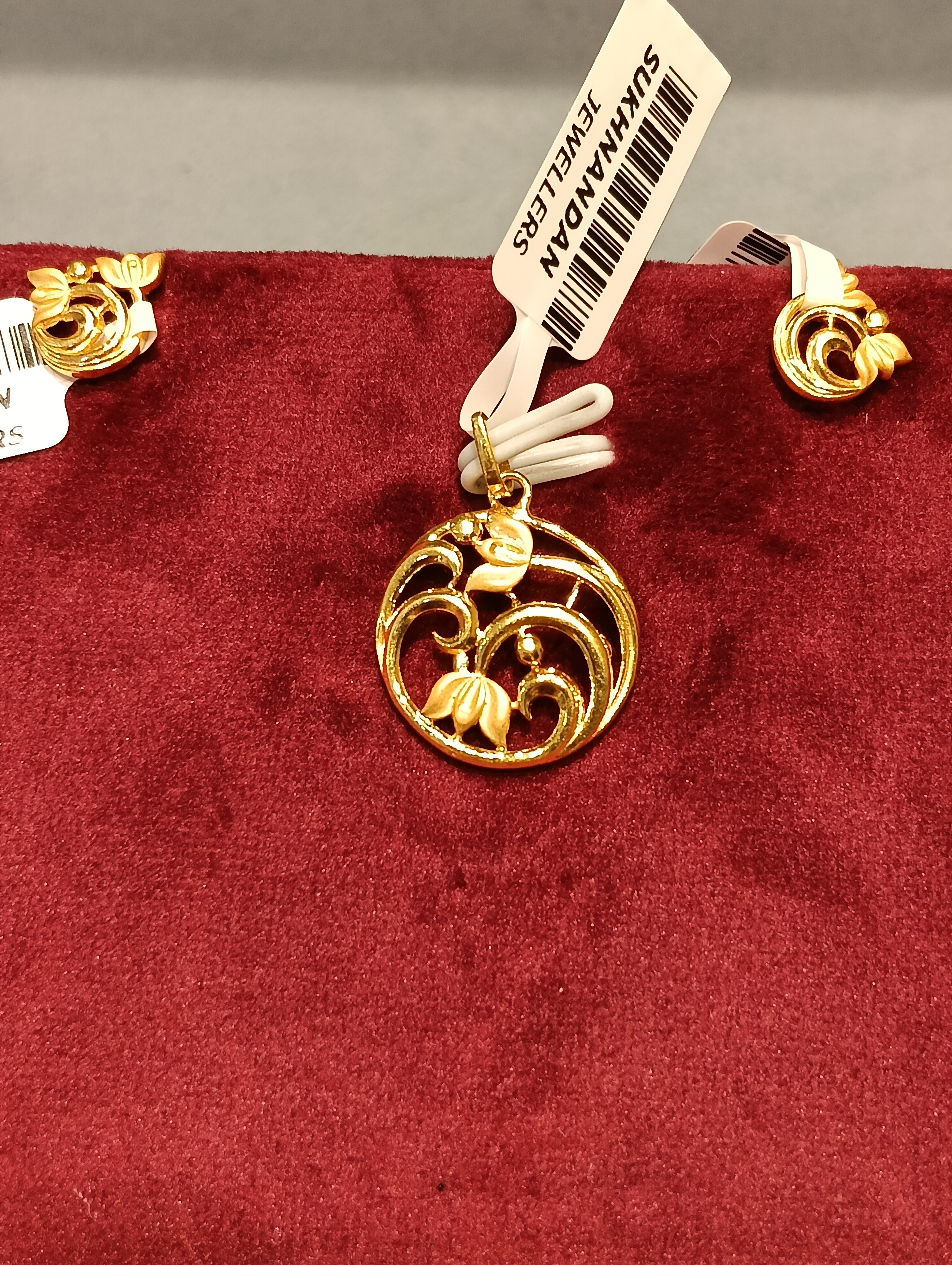 Pendant Sets