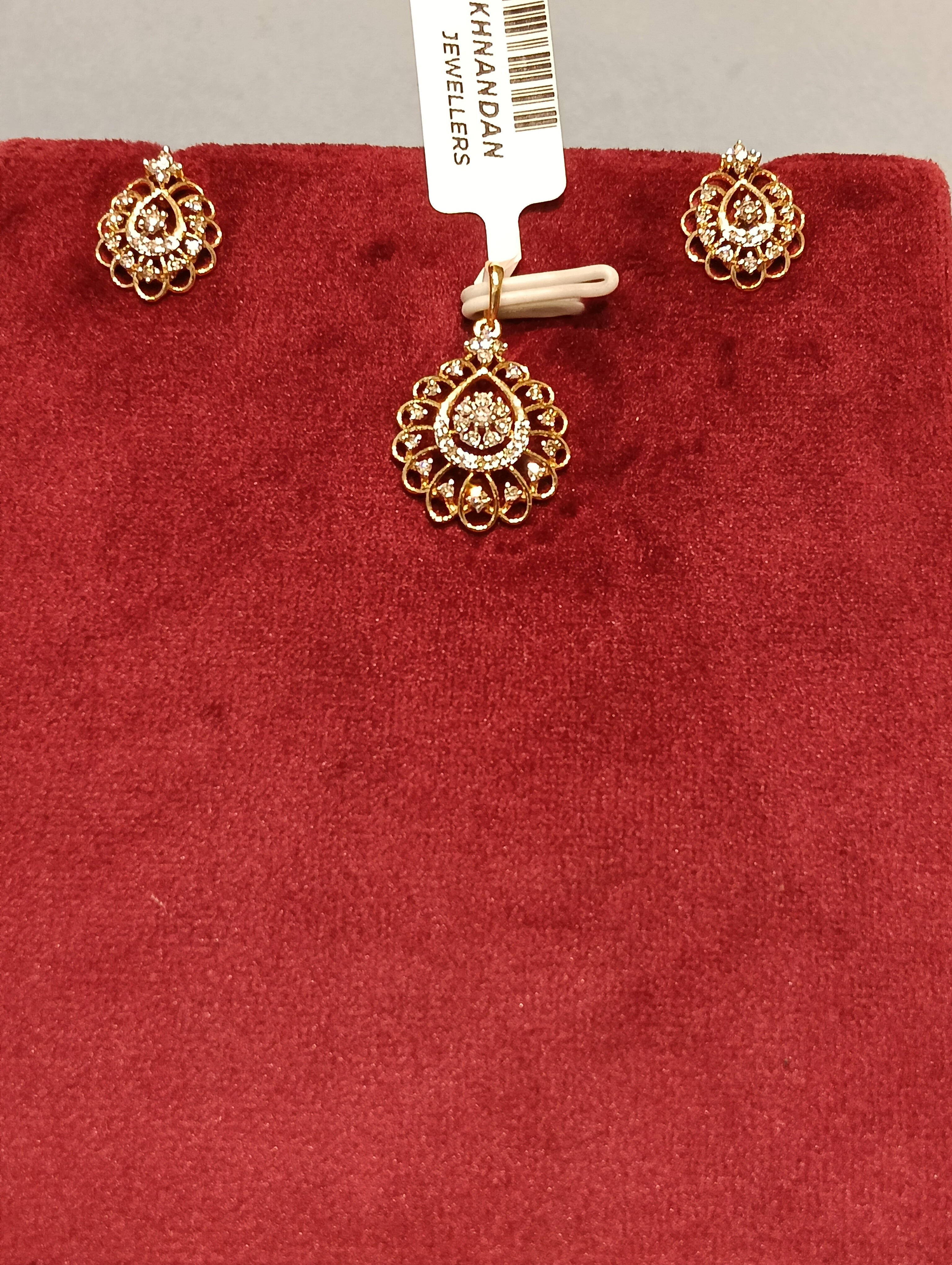 Diamond Pendant sets