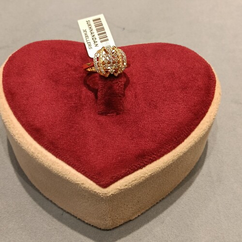 Diamond Ladies rings