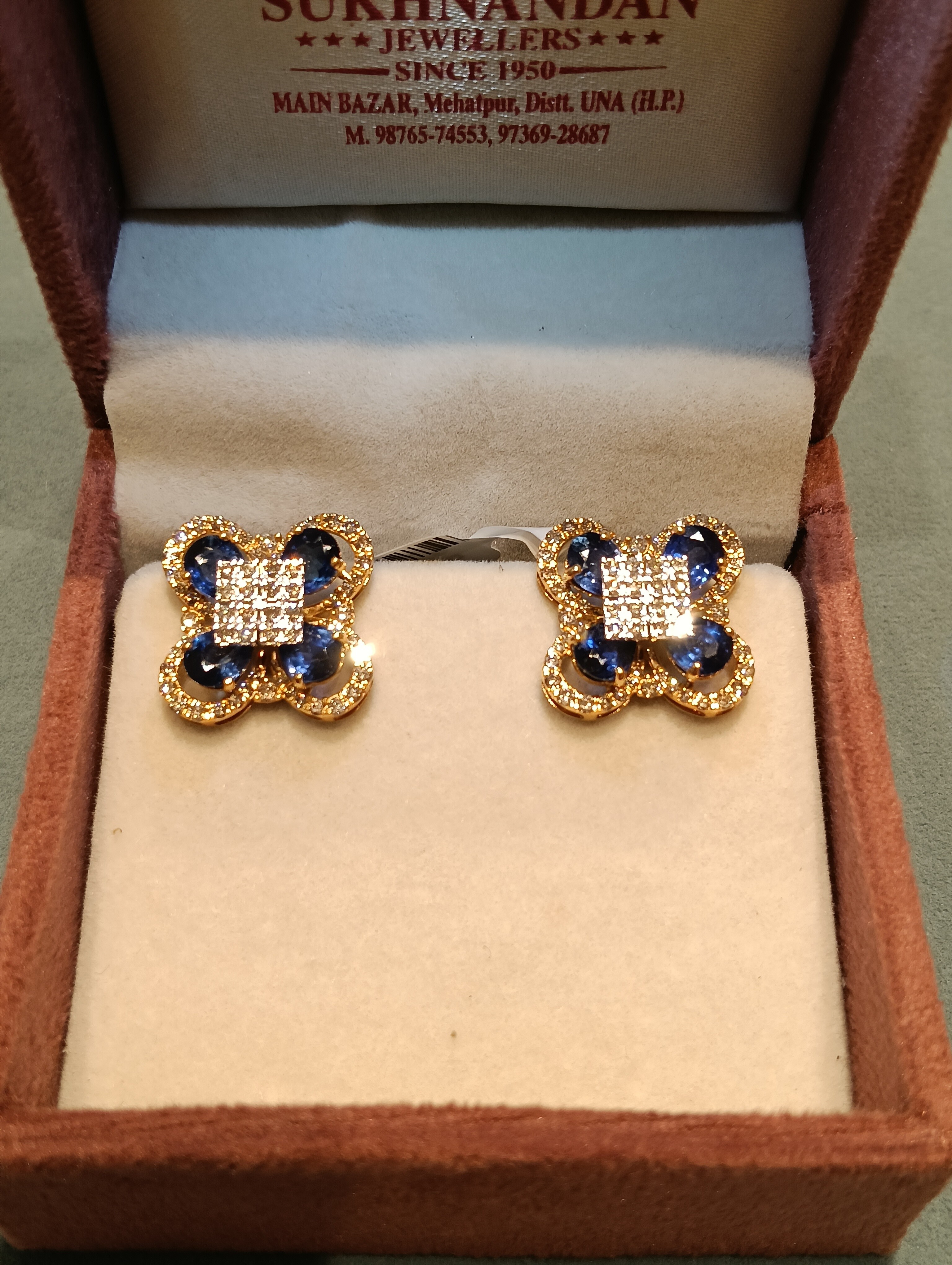 Diamond Tops