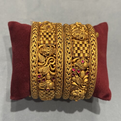 Ladies Bangles