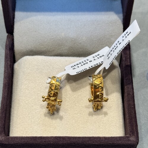Ear rings