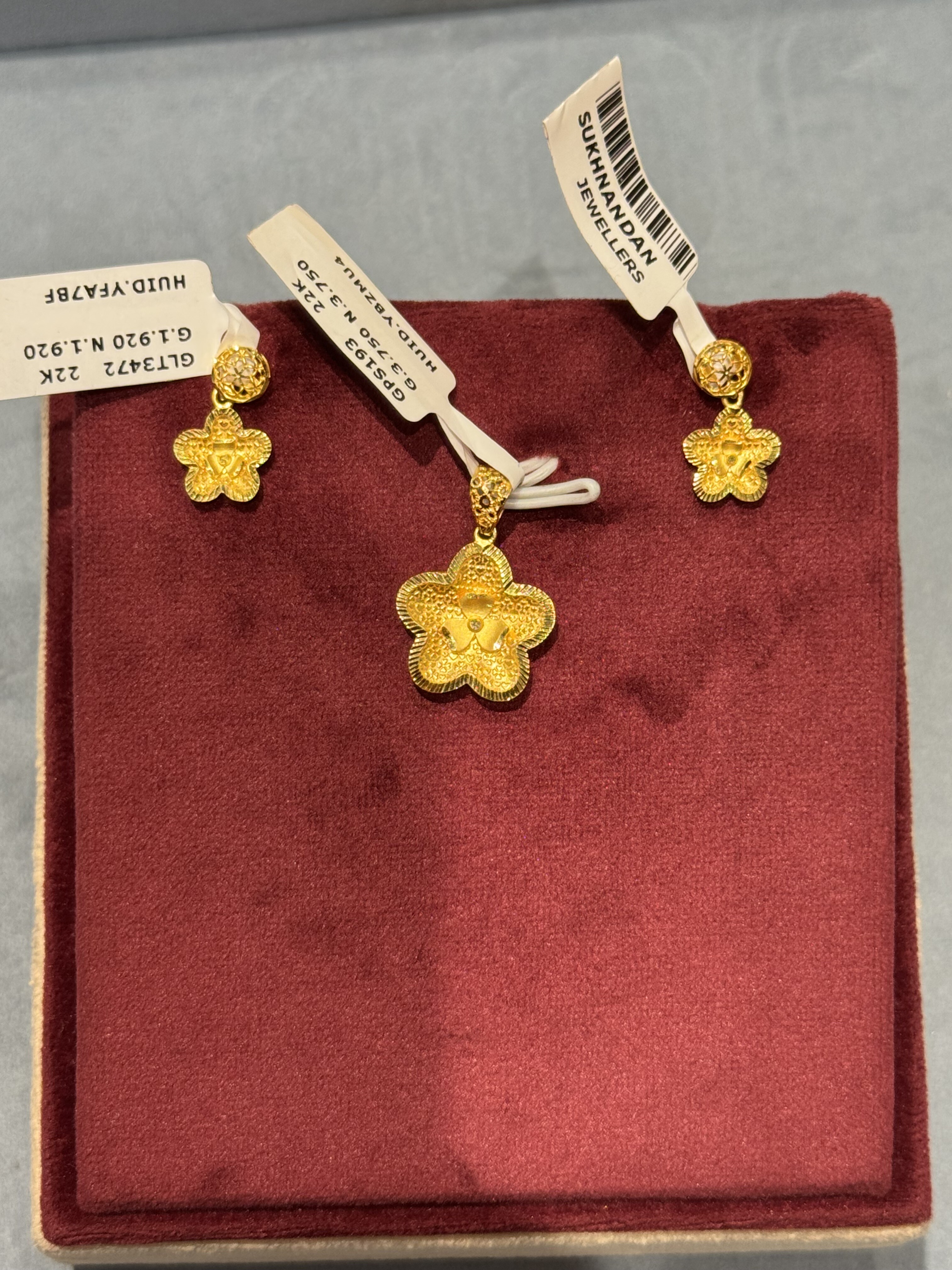 Pendant Sets
