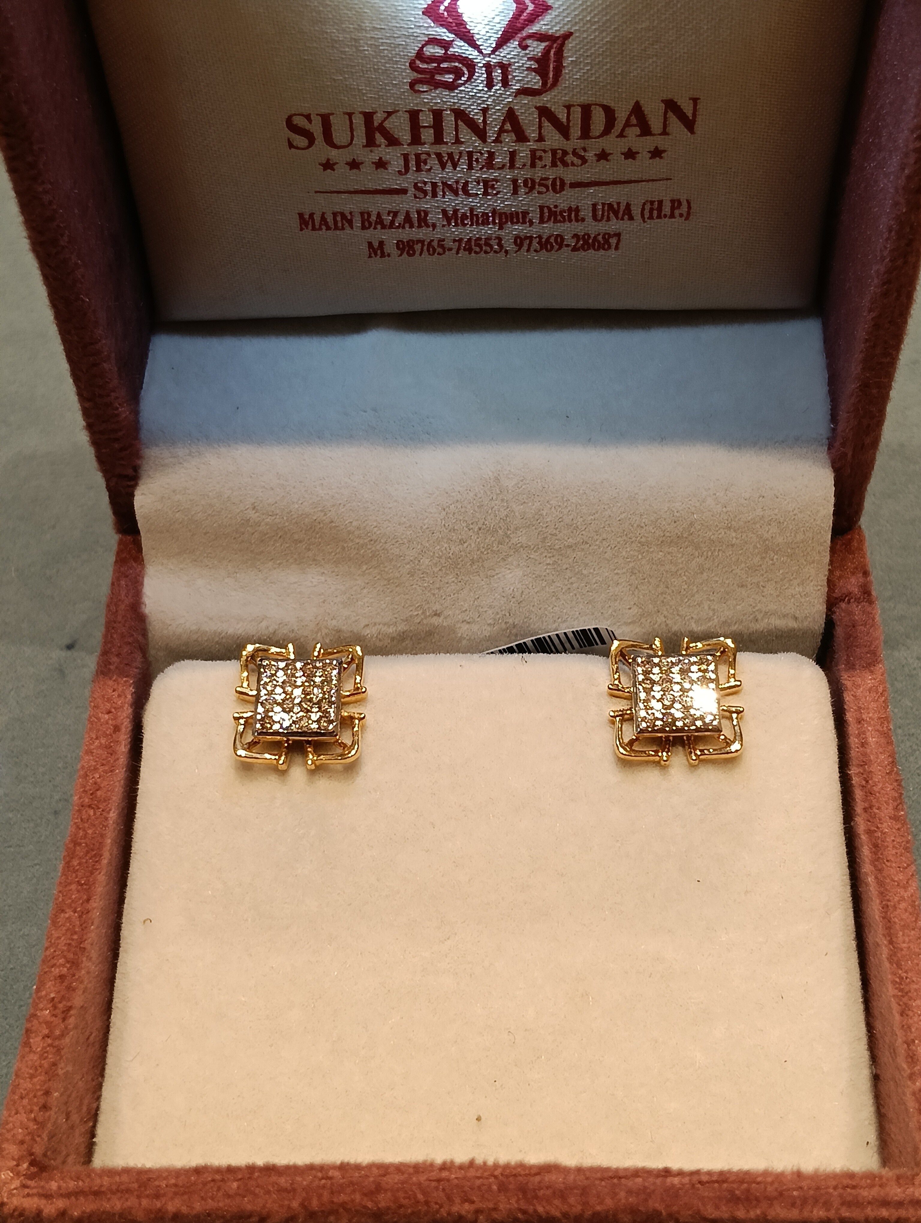 Diamond Tops
