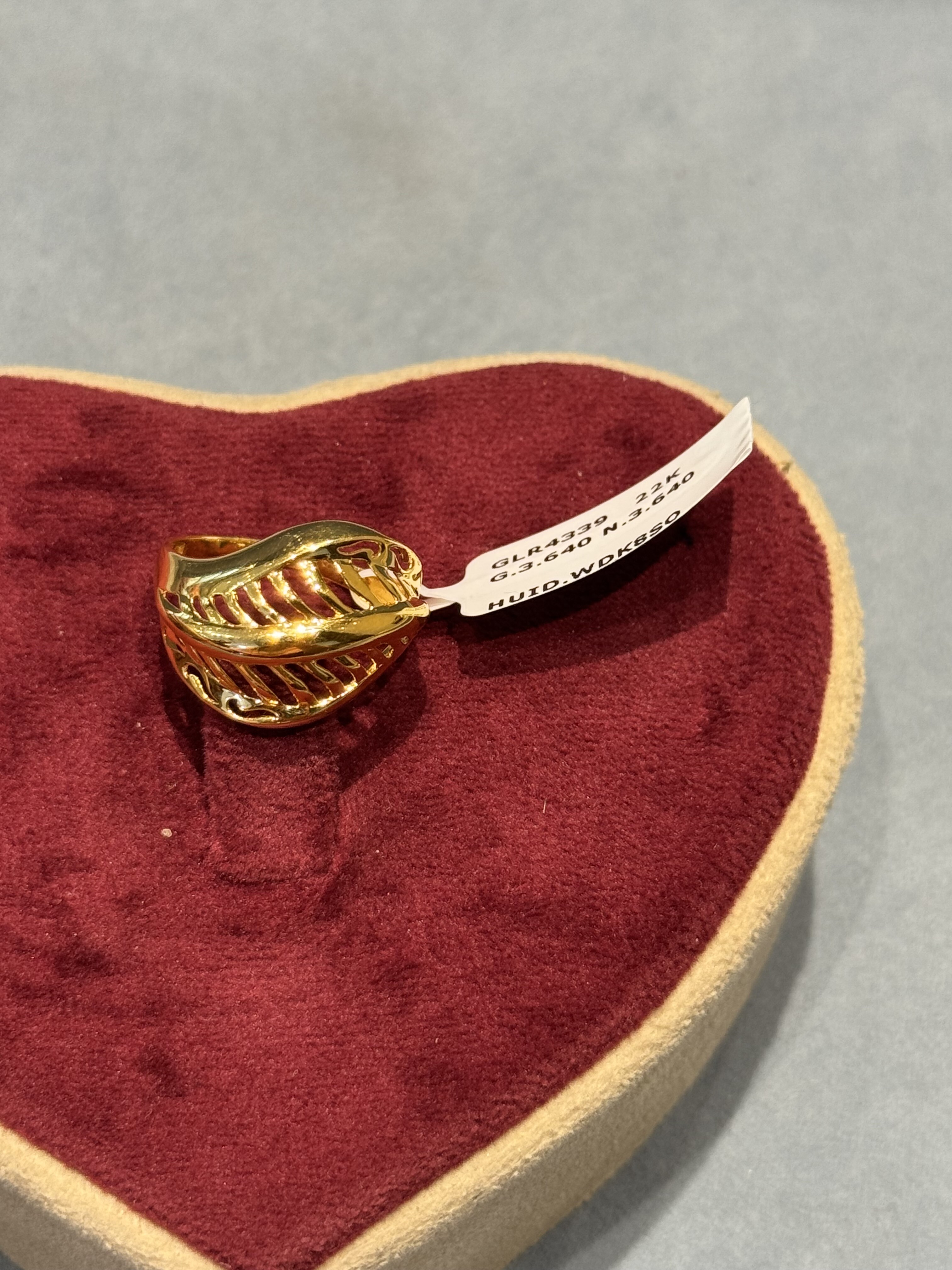 Ladies Rings