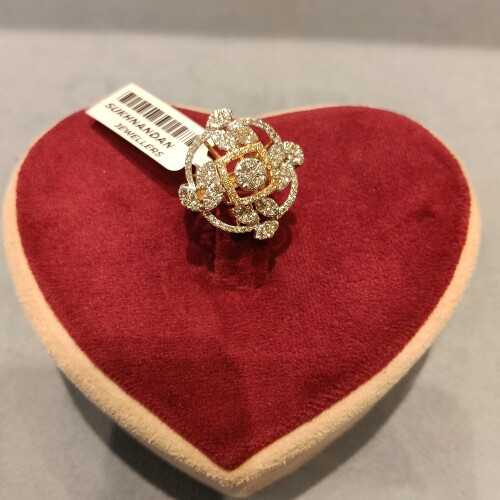 Diamond Ladies rings